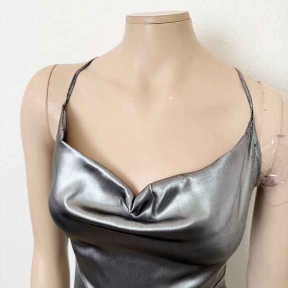 [Urban Outfitters] Silver Metallic Asymmetrical Mallory Mini Dress Size Medium M - Picture 9 of 12